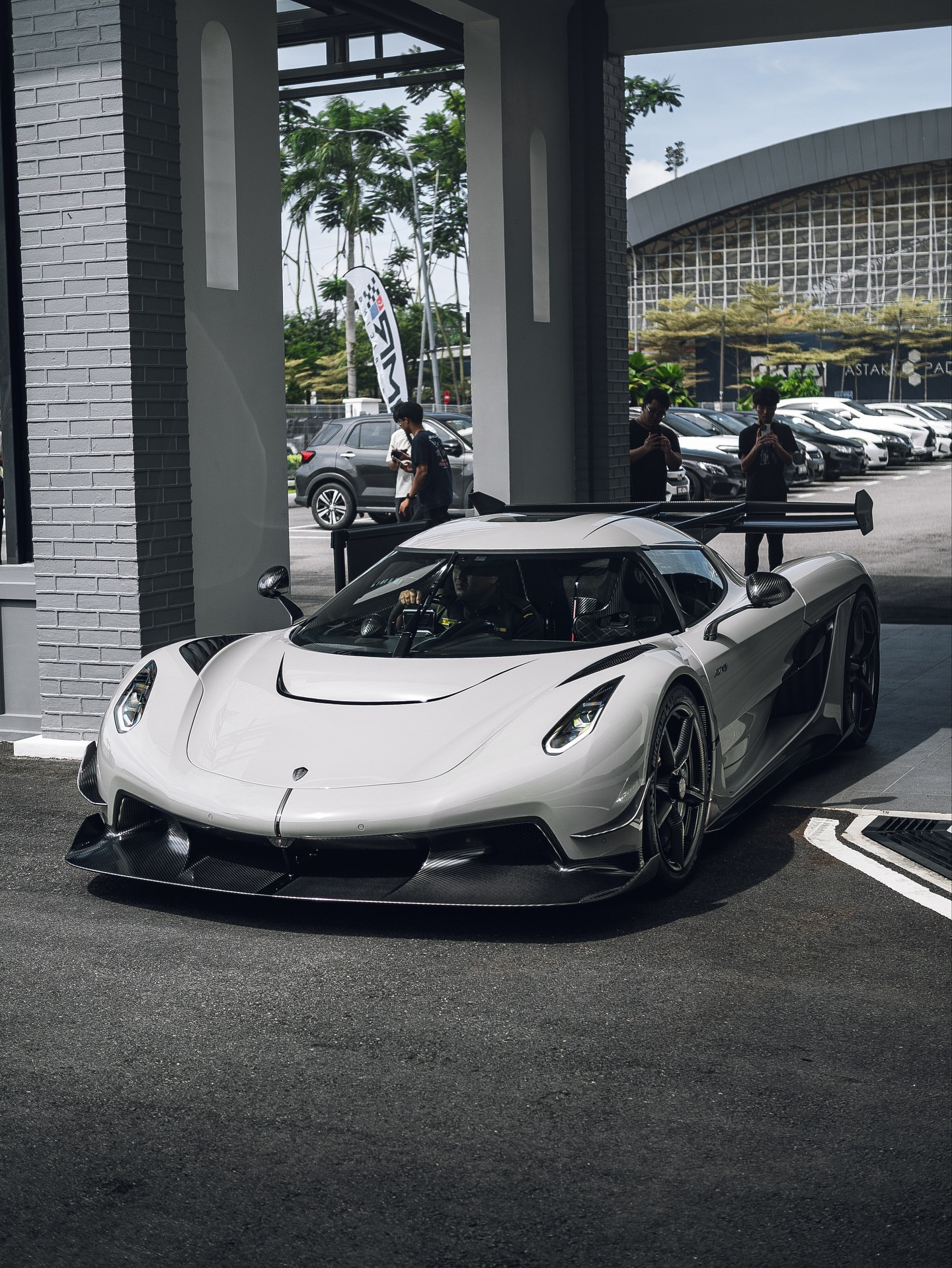 科尼赛克JeskoAttack。马来西亚首款，全球仅125辆制造..