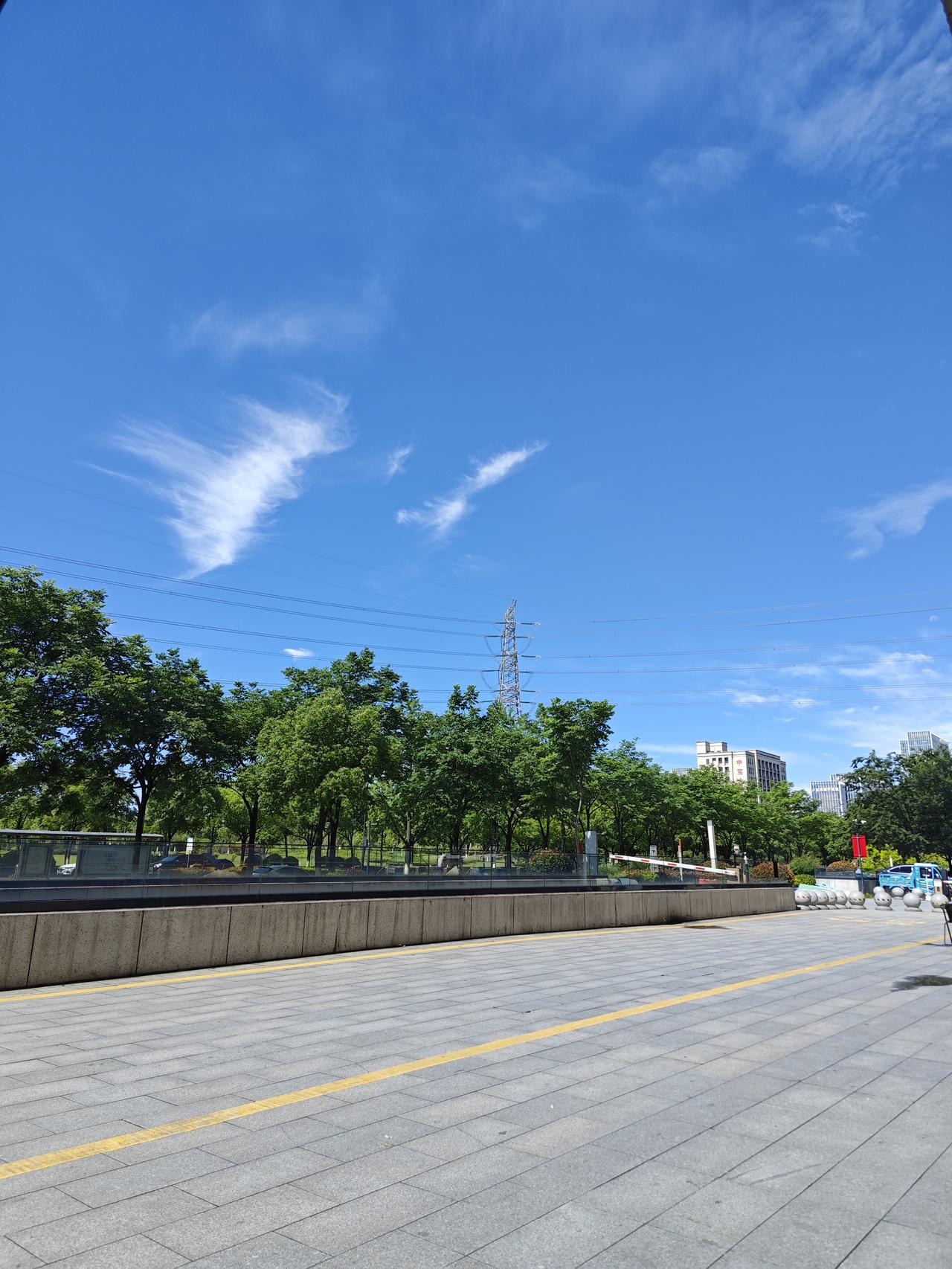 人过五十，最怕血管堵、骨头脆、夜里瞪眼睡不着！这三个“土秘方”，花钱都难买到，今