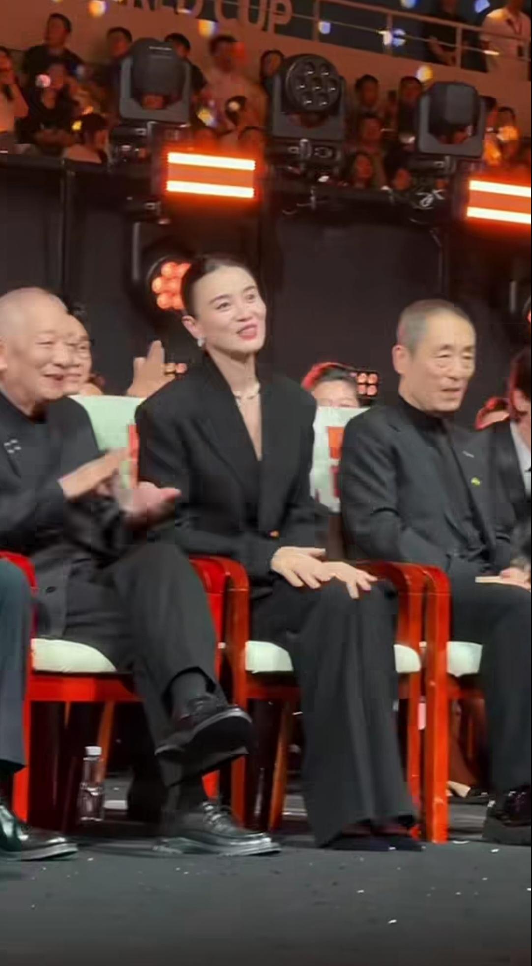 张艺谋导演的精气神有点有点萎靡不振。