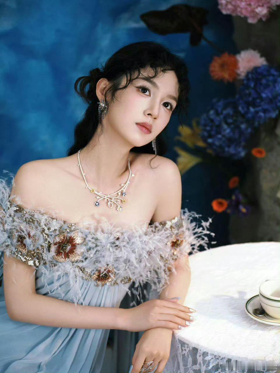 卢昱晓、周也、宋祖儿，肿么样