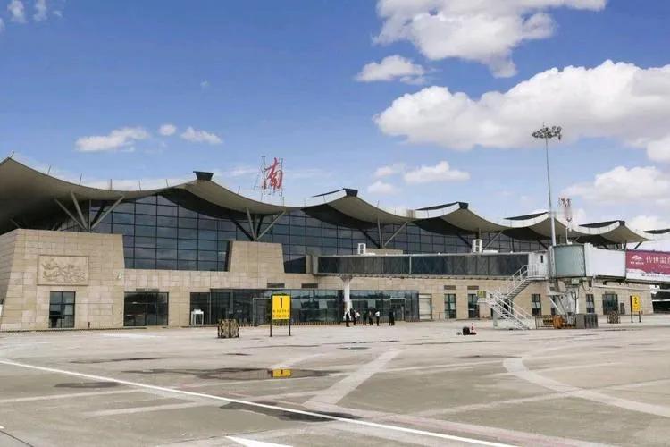 好无语——规划好久的〖南阳飞机场迁建项目〗竟然黄了，飞机场不搬了！根据南阳官方