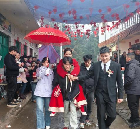 我女儿出嫁，要求也不高，但必须满足以下10点10、父母人品好男的父母必须人品