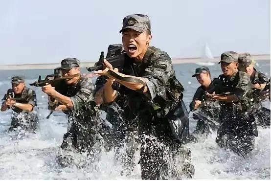 中日一旦爆发战争，一天拿下日本现实吗？说句实话，真打起来，别说一天，就算拖上一整