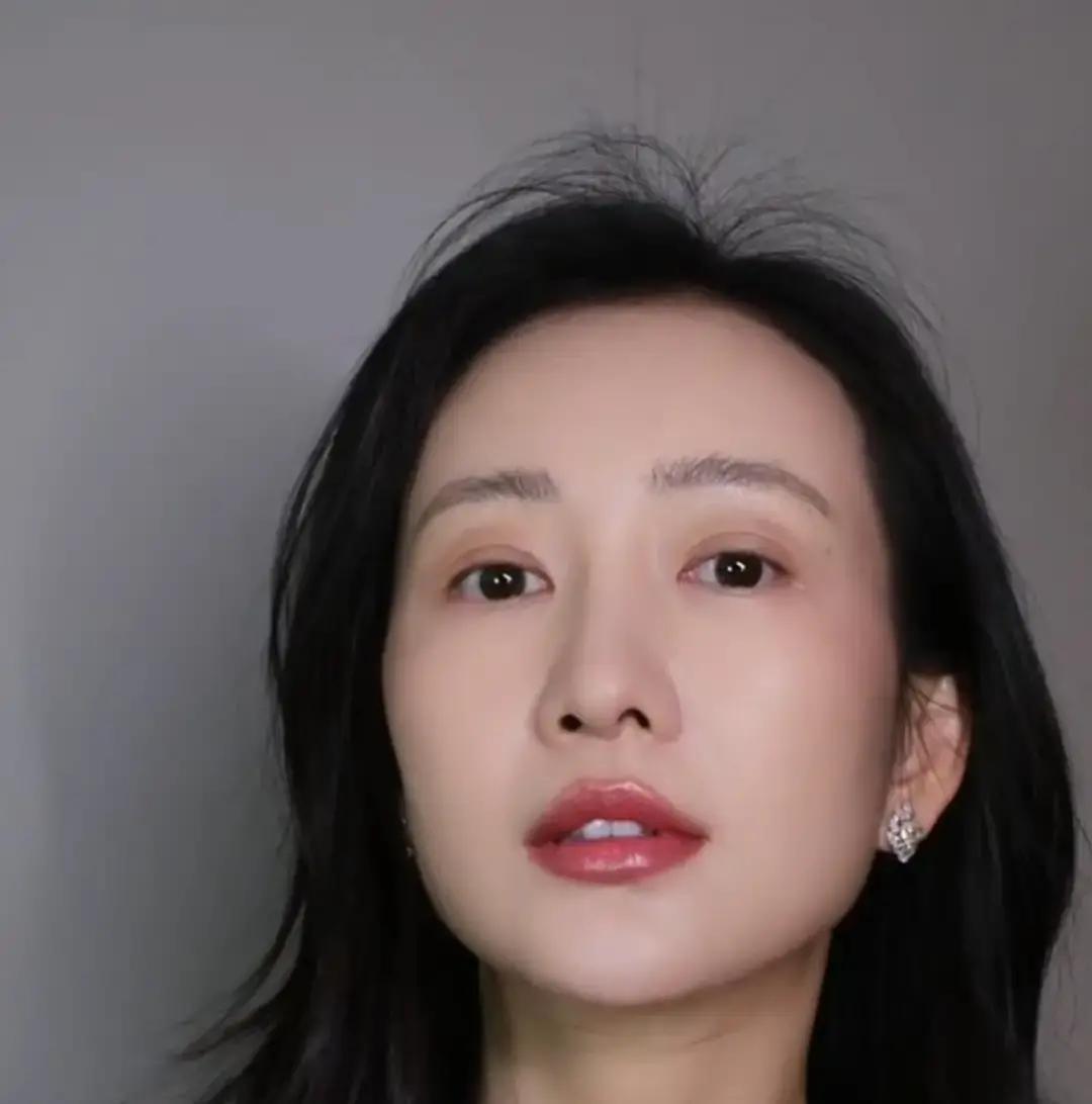 身边一个朋友离婚带个女儿，相亲好几年了，条件不差，就是成不了，男方要么没了下文，
