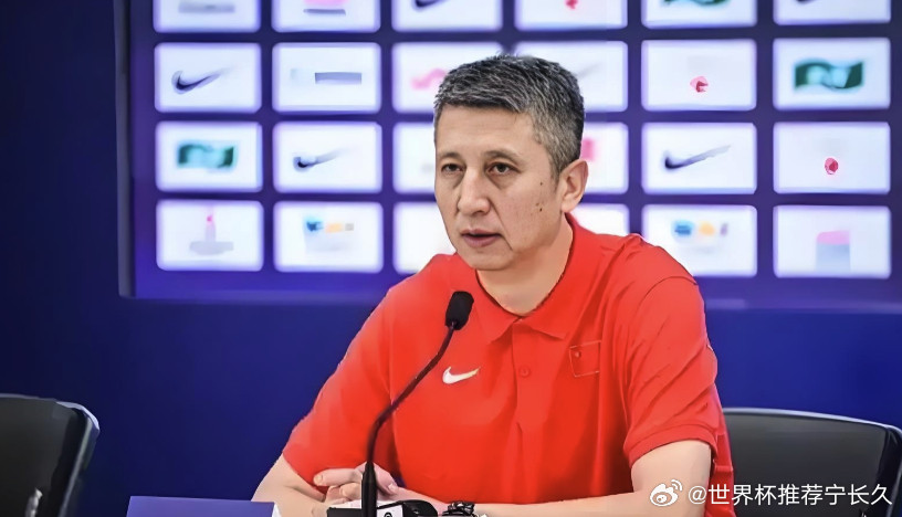 从两负韩国到两连胜，郭仕强这波确实把路子找对了。核心变化有三点：提升贺希宁的话权