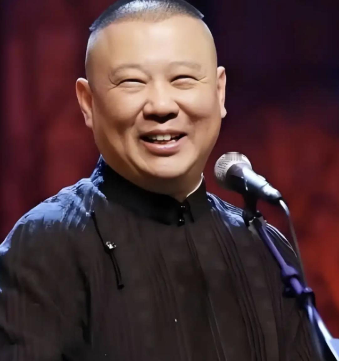 杨议：我打算代表相声界给曹云金立个旗没想到。如今的相声圈风向。早就悄悄彻底扭