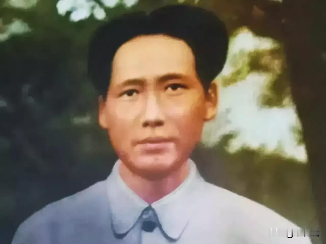 早年混得不错，杨昌济看重他，招了女婿，推荐去北大，认识了李大钊，这个老师也看重他