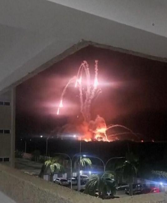 遭受打击后，委内瑞拉宣布全国紧急状态当地时间3日清晨，委内瑞拉首都加拉加斯听