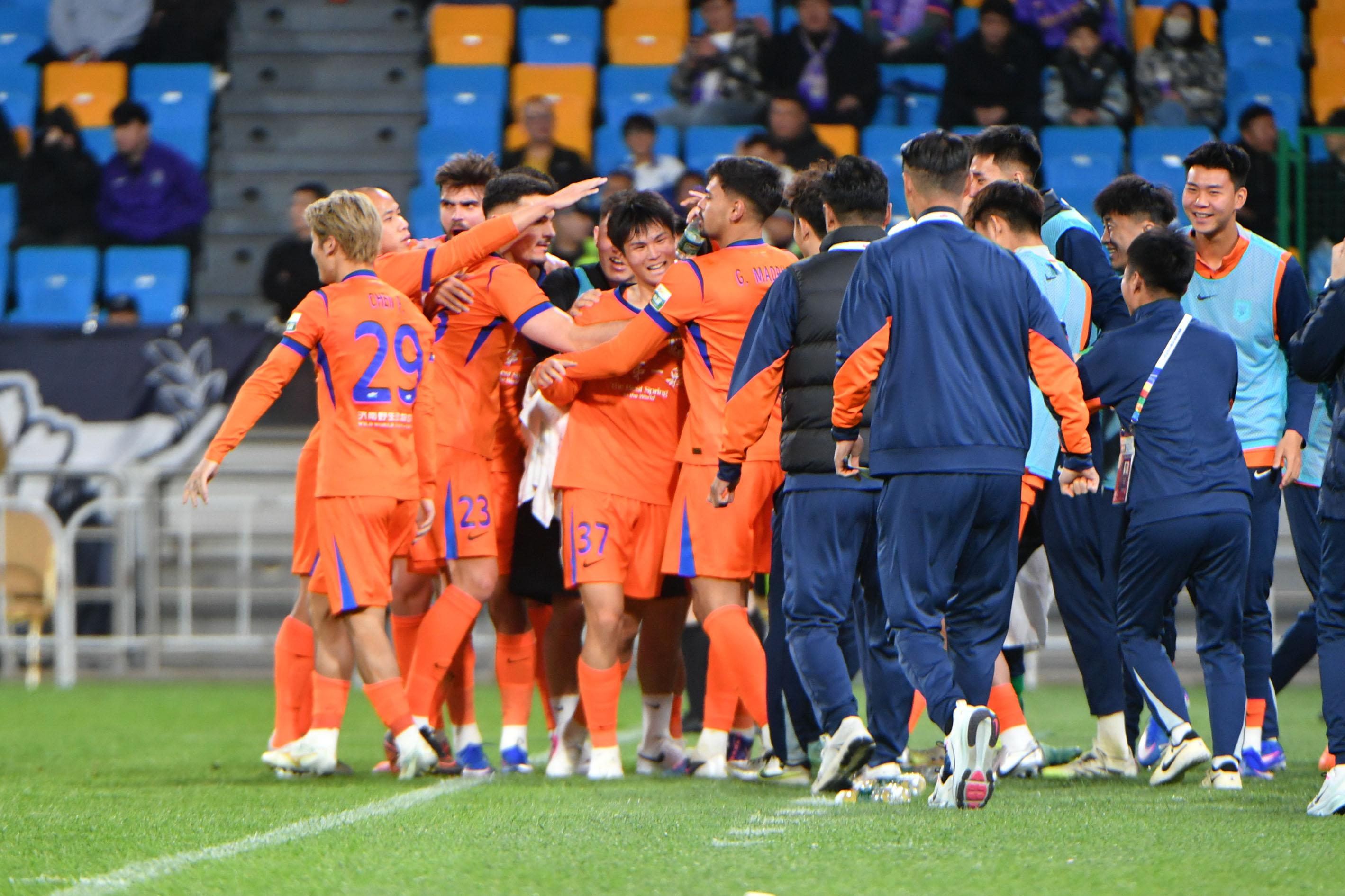 逆袭! 山东泰山成本赛季首支积分超越未罚分球队的罚分球队