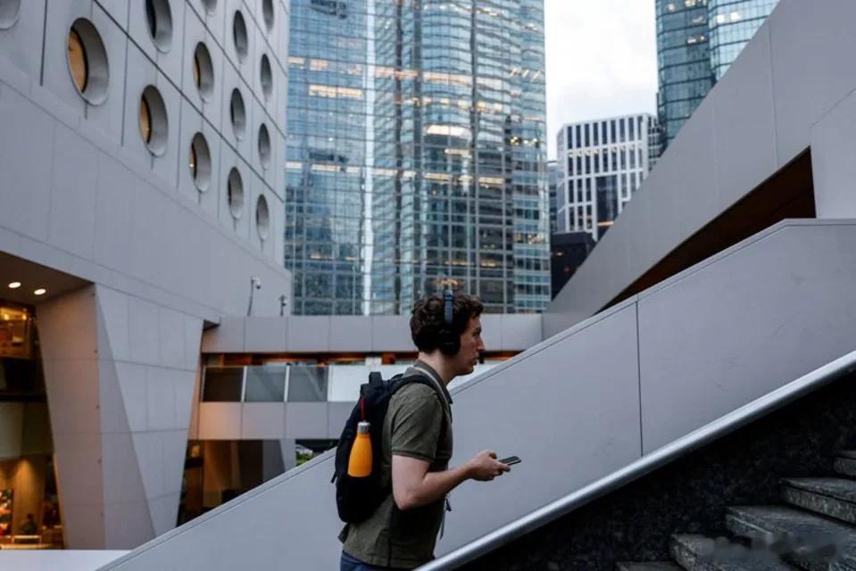 【路透社调查显示，中国第三季度经济增长有望在刺激措施的推动下回升，有望实现202