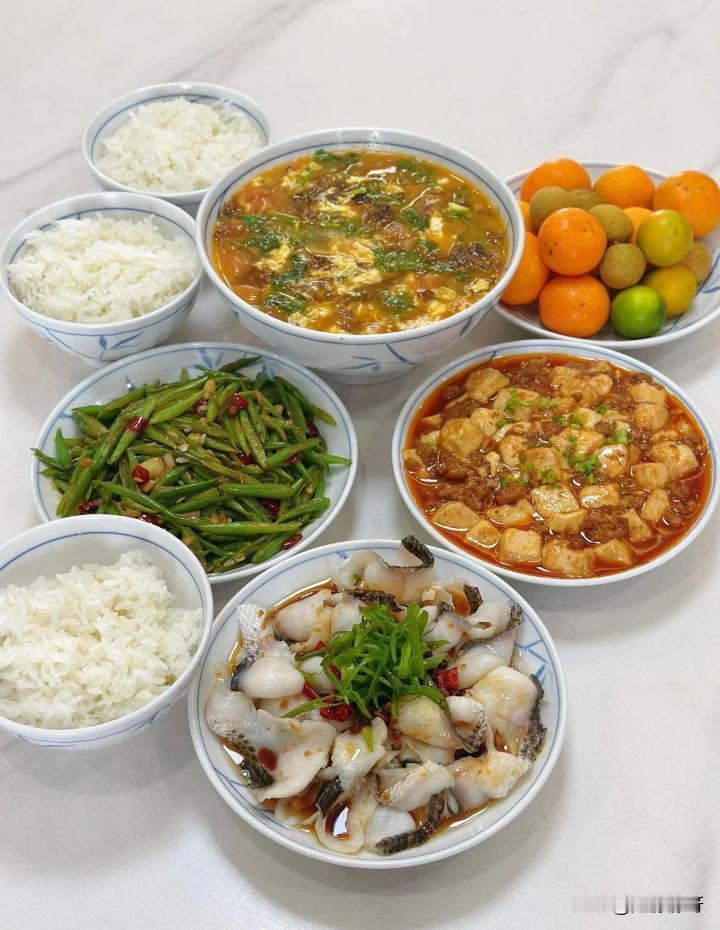 三个人的午餐，这在全国算什么档次？