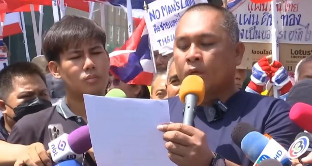 大家发现没有，全世界都在围观柬埔寨被泰国爆锤，就是没人愿意替柬埔寨求这种沉默背后