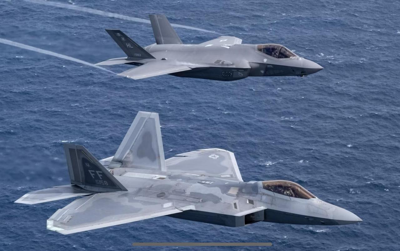 F-22和F-35之间竟然没法数据连接，还要U-2充当“翻译员”！这个真超出了很