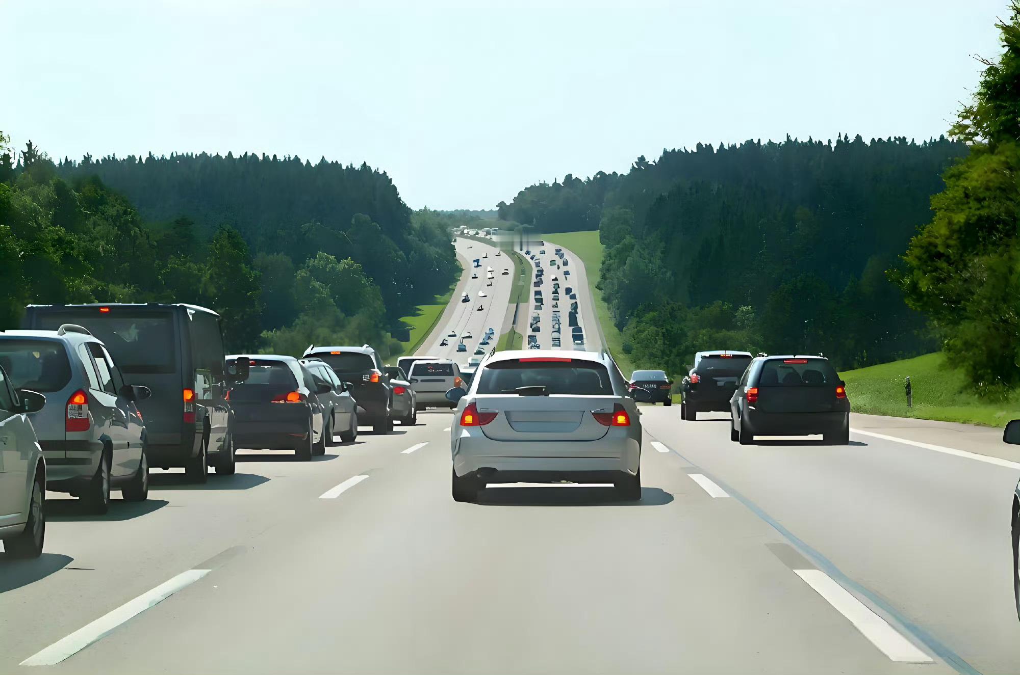 关于开车的智慧：安全是回家最近的路！开车上路，安全第一。不是车开得越快越好，而是