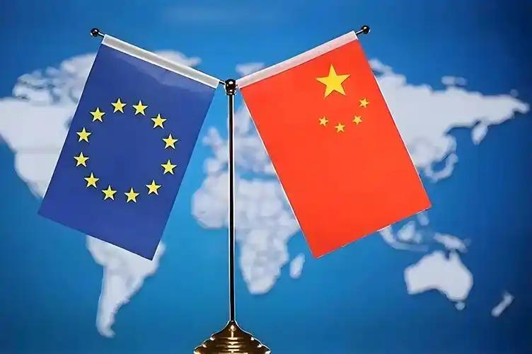 看中国怎么办？欧盟这回是真较真了。2027年12月14日起，中国货想进欧洲得先过