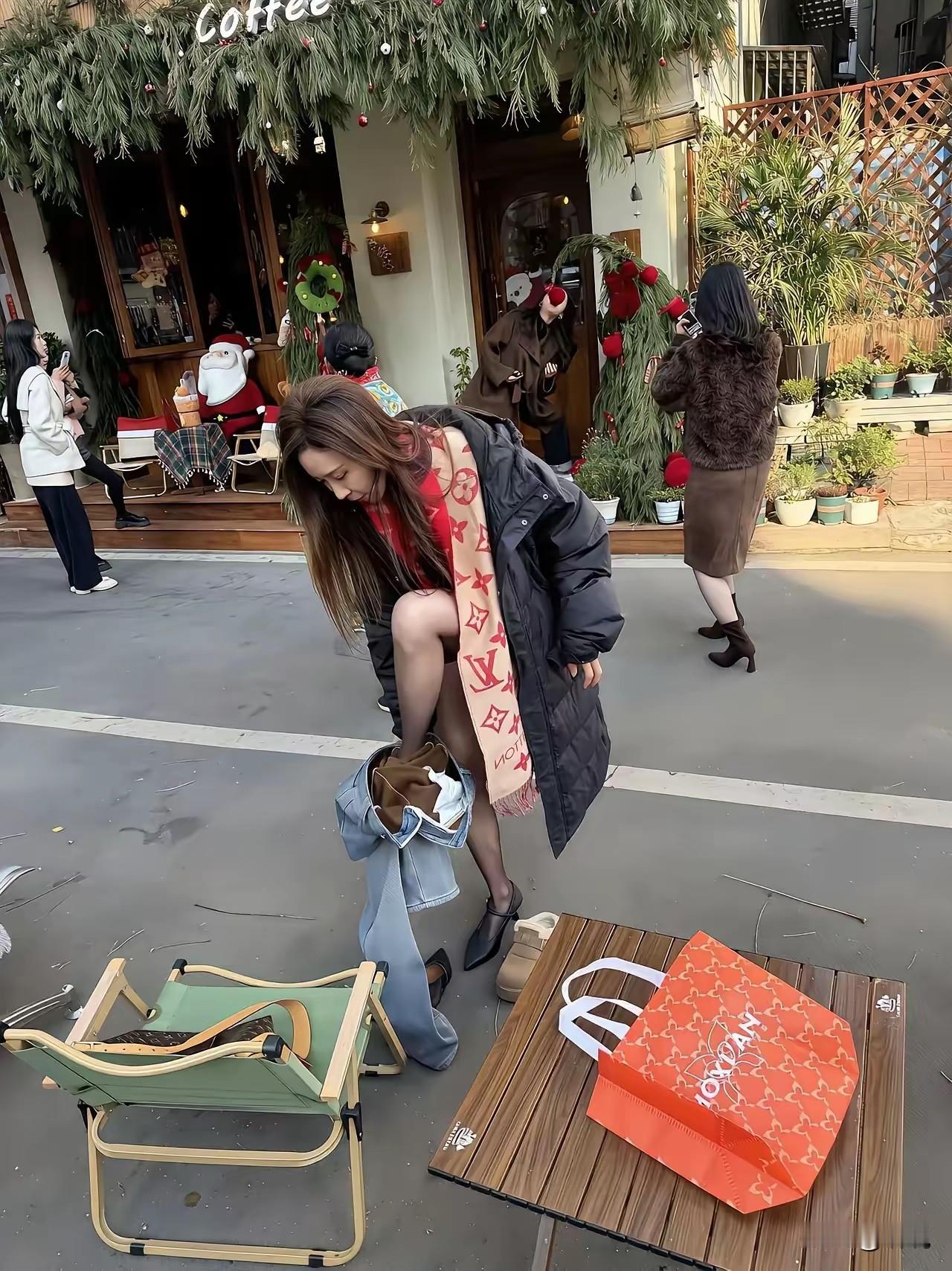 为了圣诞节也是拼了！