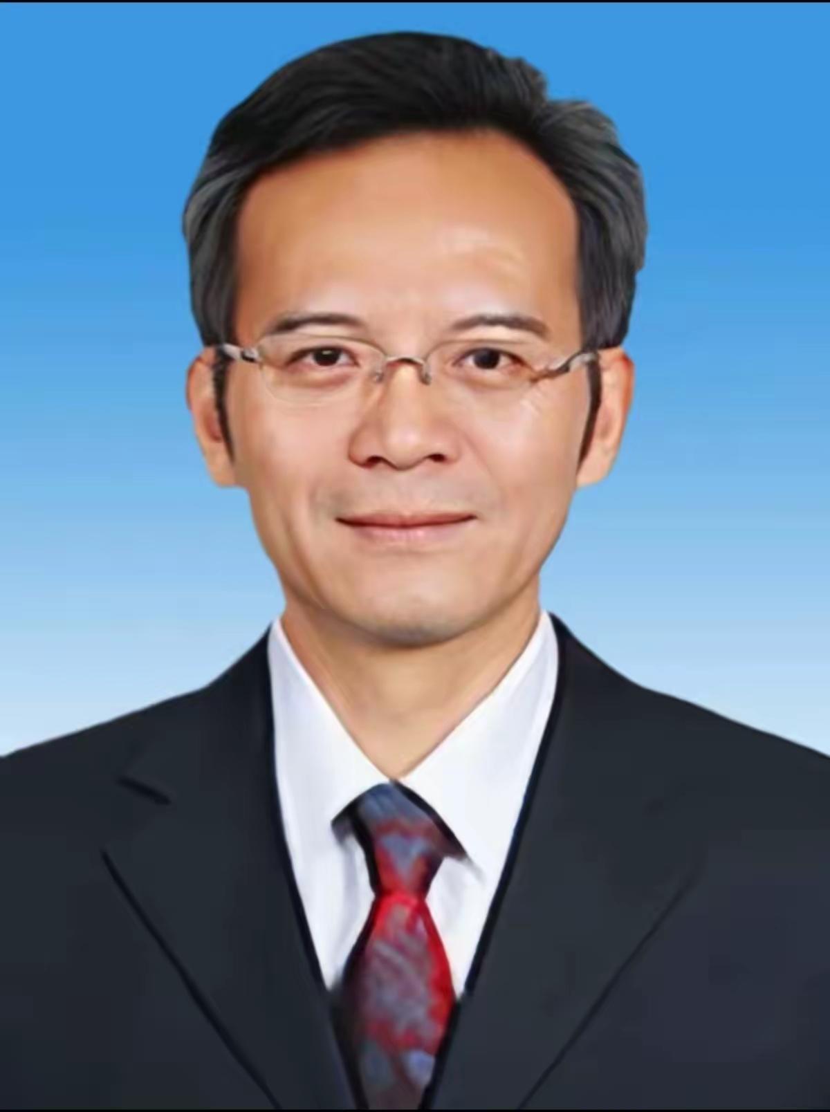 今天刷到一条让人心里五味杂陈、久久不能平静的消息。４月１７日，又到这一天了。对很