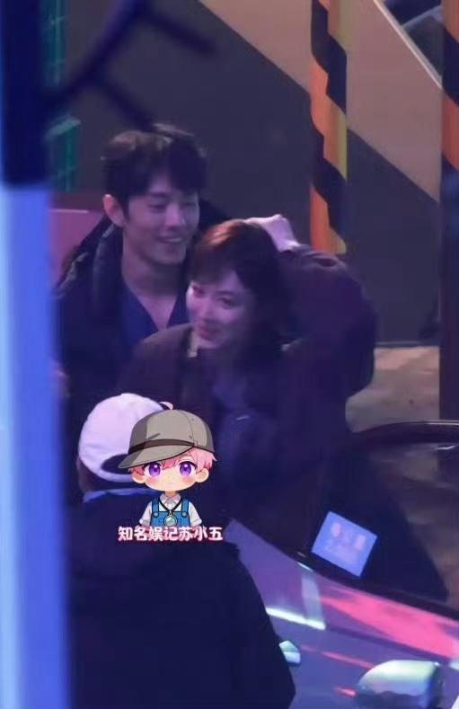 妈耶，这剧组还缺群演吗，不要钱的那种，管饭就行