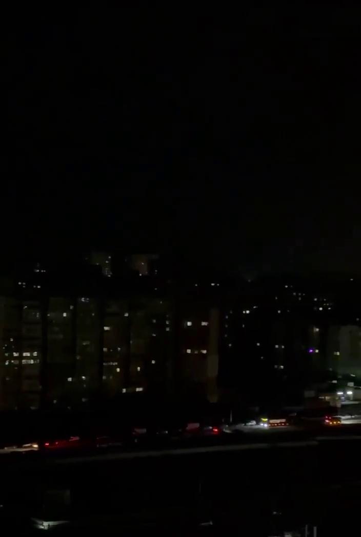重击乌克兰！开战四五年，基辅第一次被打成几乎全黑状态！2026年10月以来，