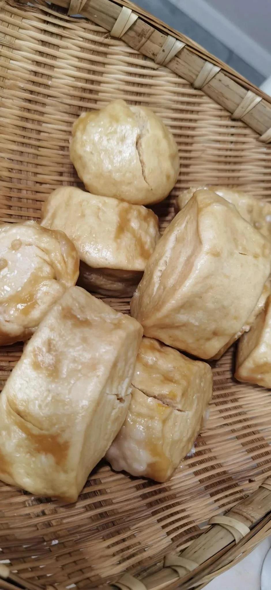 老婆说自己在家蒸馒头，干净卫生还便宜，好处确实是多的，必须得支持一把呀，又是买面