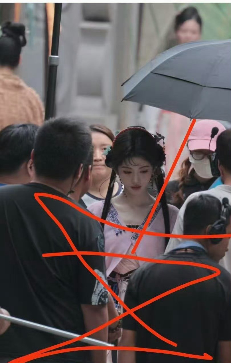 鞠婧祎精修和生图一模一样真的太洋娃娃了鞠婧祎生图​​​