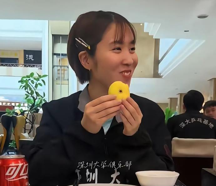 你们知道平野美宇到了新疆，为啥不想回去了吗？聊这个话题前，我先给你们普及一下