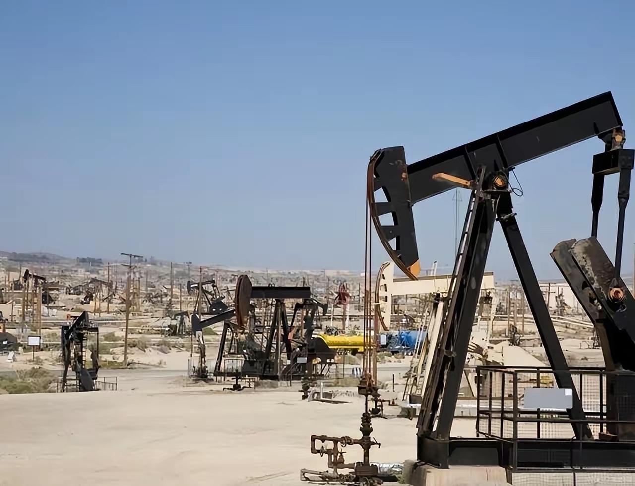 沙特石油近期出口暴跌后，对中国意外增加60%，这一幕把白宫看懵了！白宫怎么也