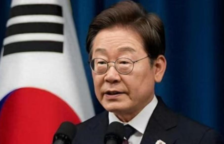 李在明可能是韩国历史上最厉害的总统之一，因为他亲手终结了韩总统的“心腹大患”——