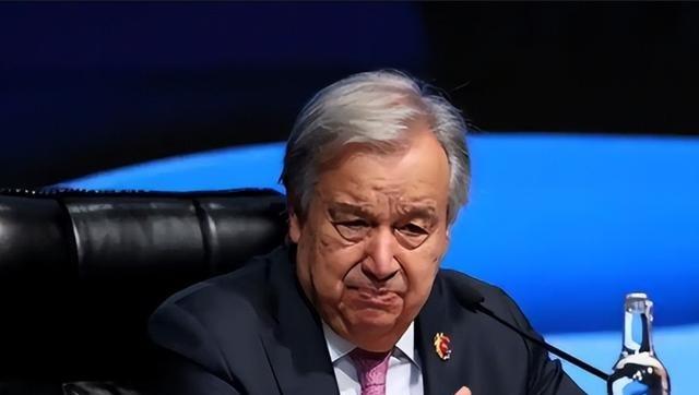 古特雷斯官宣下台，临走前怒点中美：别想共管世界！当联合国总部的钟声敲过2026