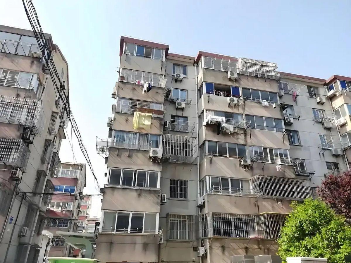 国家终于拍板定了！据媒体6月25日报道：国务院直接印发全国首部城市更新国家级