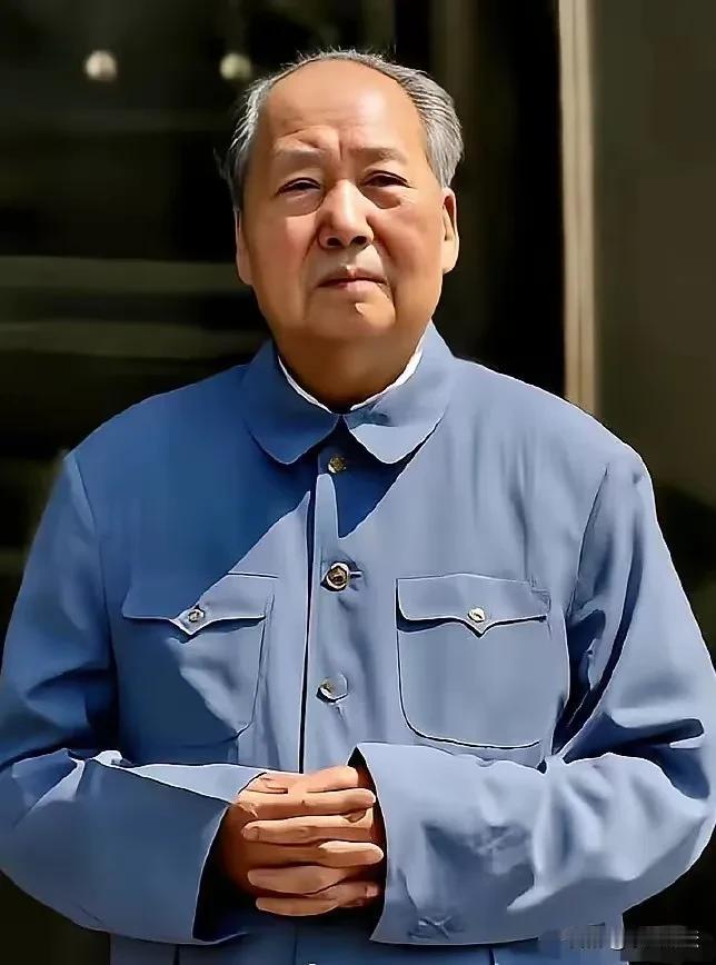 毛主席在1961年曾经表示，中国将来会不会出修正主义？我看是可能的。但是不怕，因