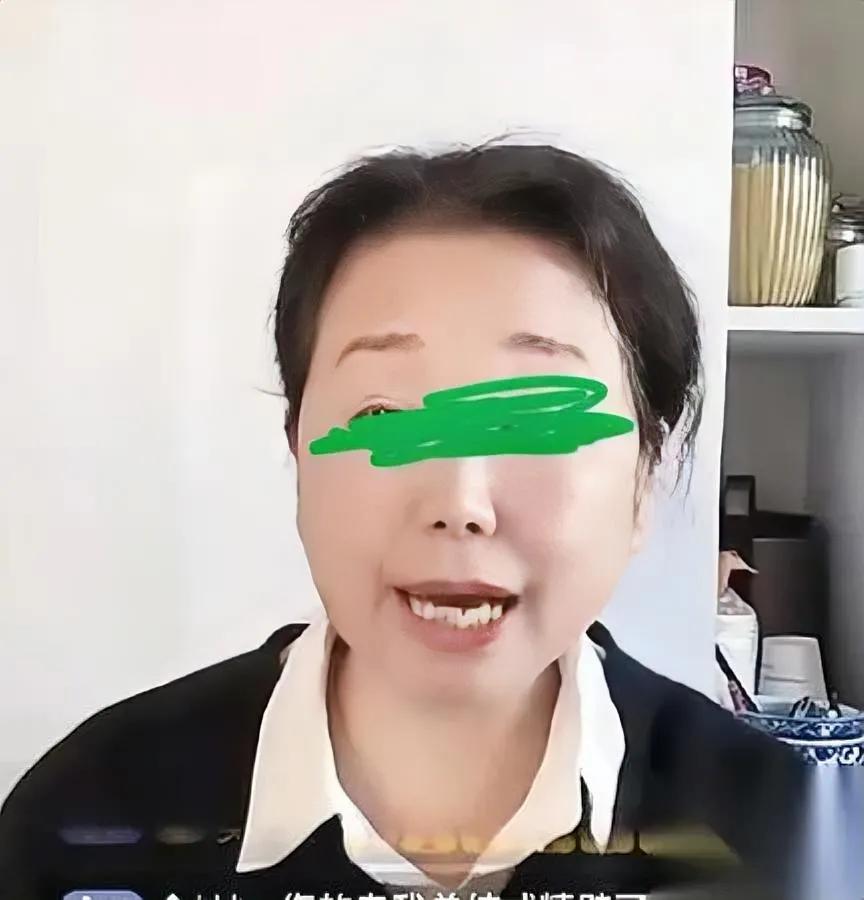 剧本撕了！老肥子自己开口，全崩。潮水一退，裸泳现形。她直播满嘴跑火车，大