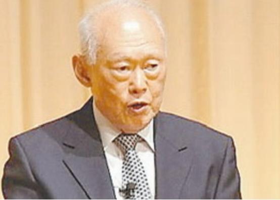 新加坡这个国家，再从李光耀开始就养成了一个非常不好的习惯，那就是这么一个500平