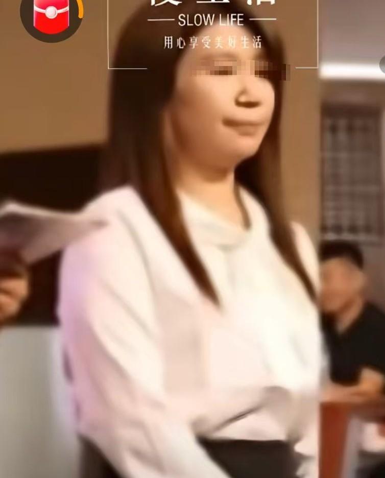 开学刚两周，济南的田老师就火了，不是因为取得某教学成就火的，是因为涉嫌体罚初一新