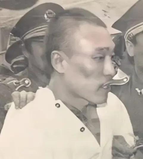 1985年，“山西贼王”王彦青即将被执行死刑，绝望之际，他提出用开锁绝技换命