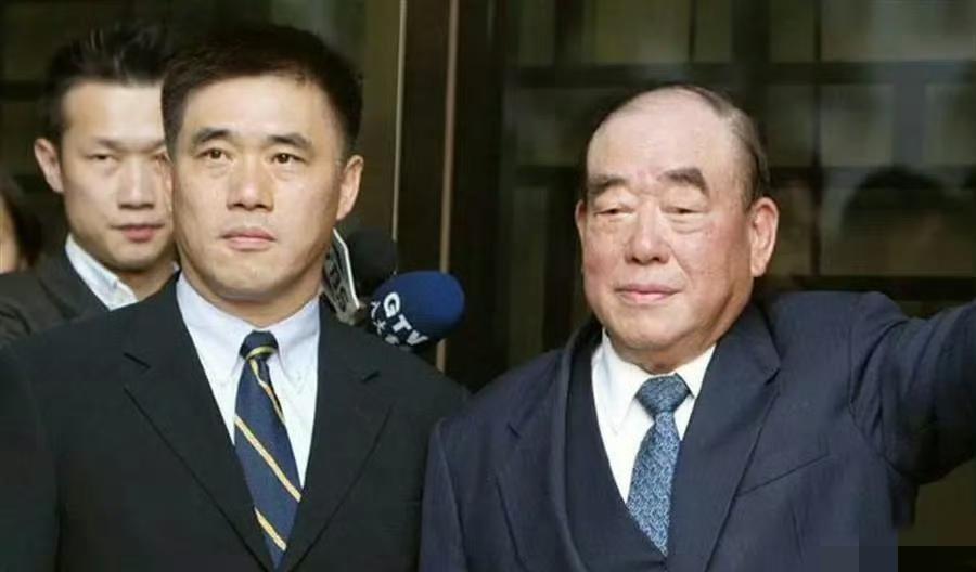有些国民党就是反动派！马上要投入国民党主席选举的郝龙斌在九三大阅兵之际，忽然提起
