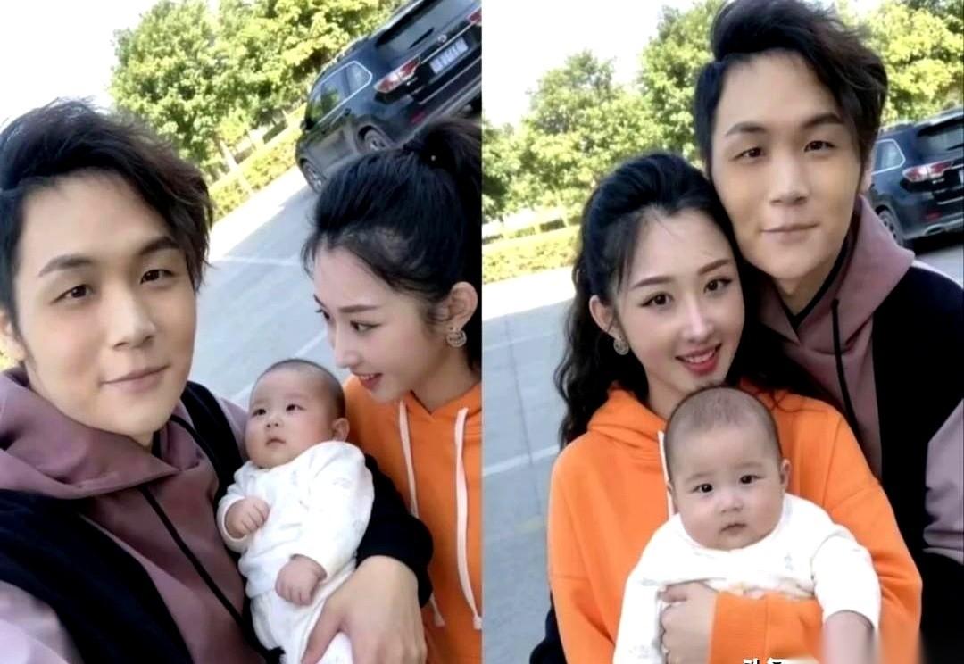 我滴个乖乖，差点以为自己穿越了。康天庥和飞雁，抱着个胖娃娃笑得一脸灿烂，这画面