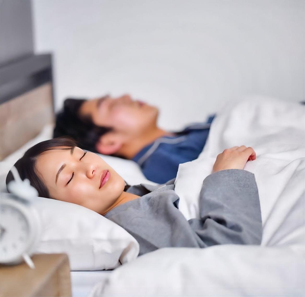 “白天是夫妻，晚上是邻居”：中年婚姻的“分床危机”