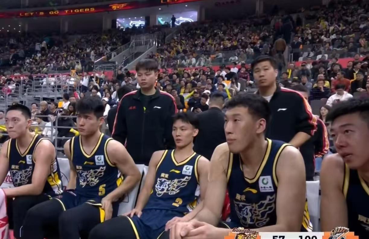 广东男篮最有机会成为真正球星的球员，不是徐杰，也不是崔永熙，更不是焦泊乔，对于陈