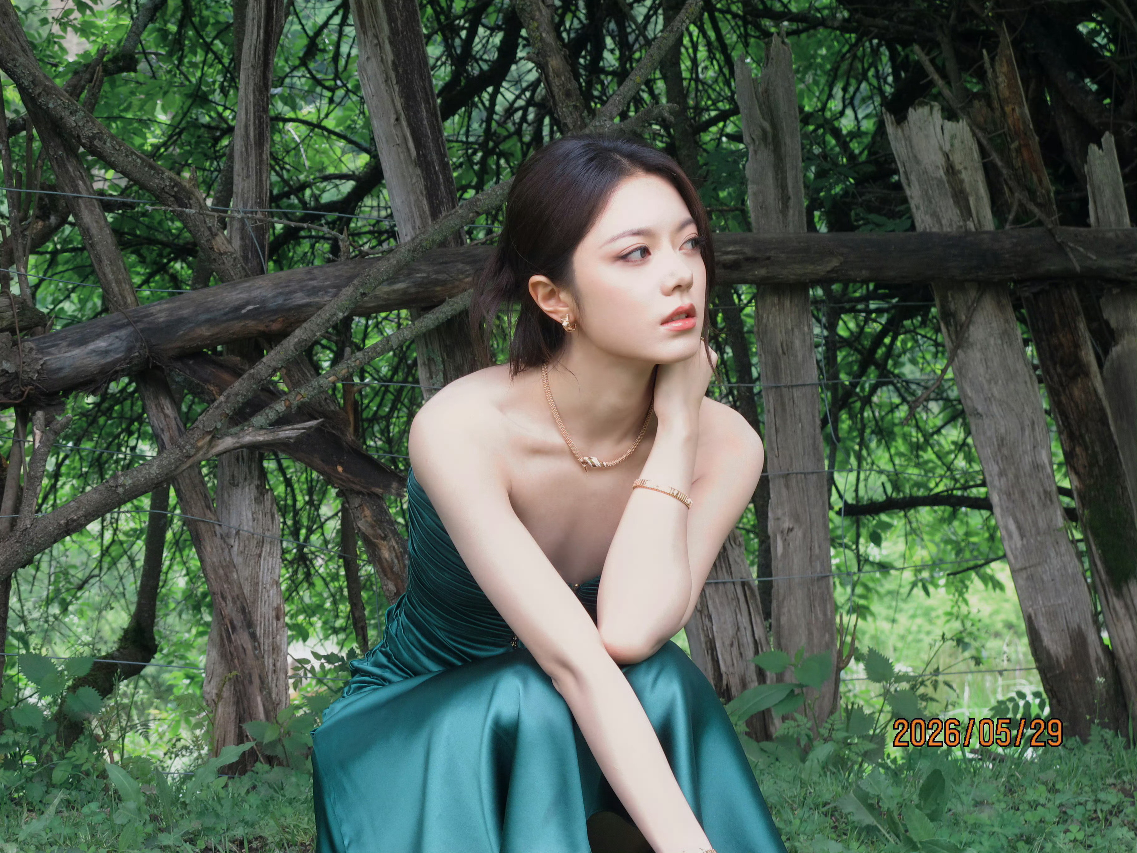 VOGUE山谷假日CCD镜头下的赵今麦📸赵今麦绿野仙踪VOGUE出发