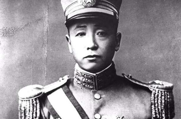 2001年张学良在美国去世后，银行披露其账户资金，巨额遗产具体来源是什么呢？1