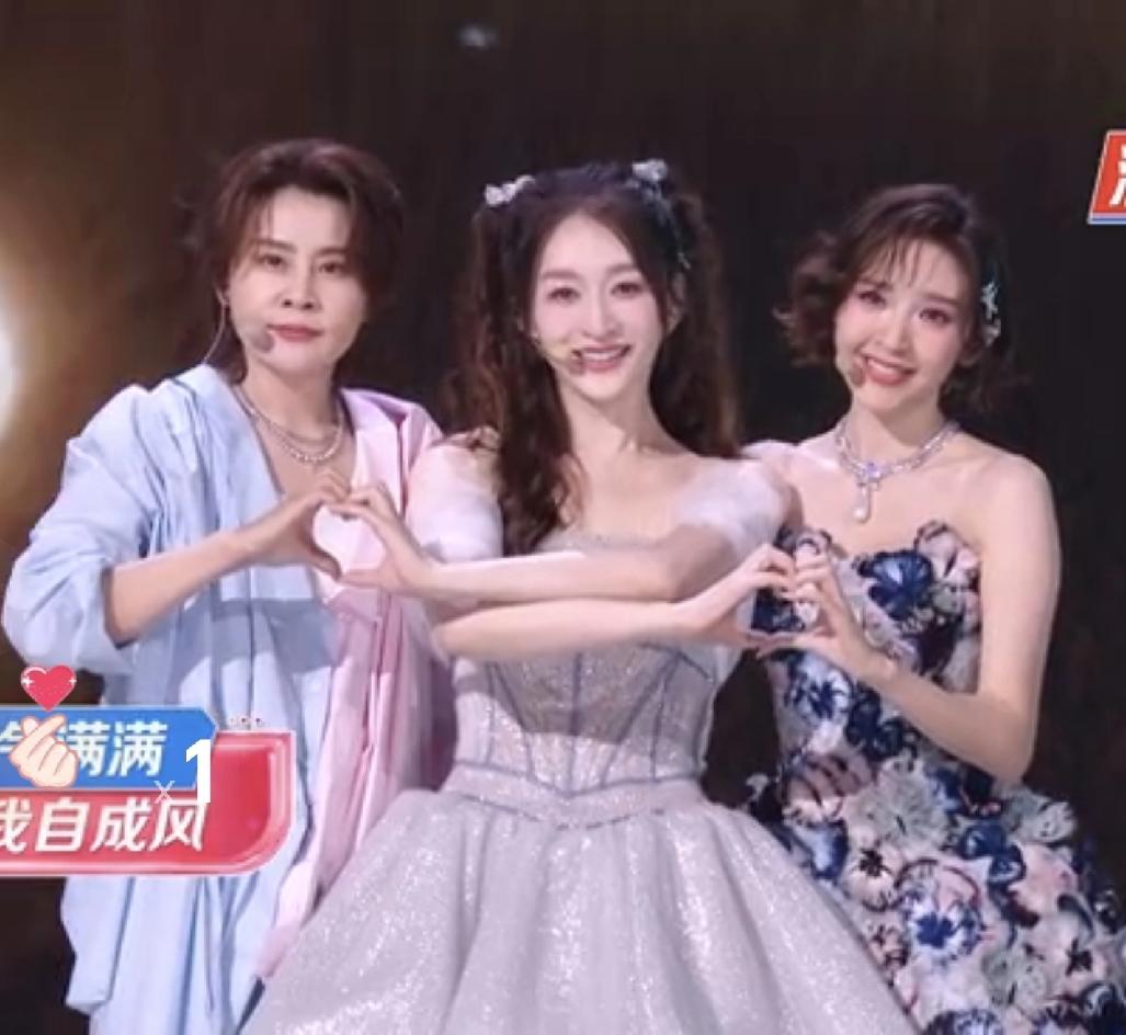 浪姐一公个人喜爱度排名，李小冉升到了第一，王濛第二，张月第三。这届浪姐从开播就