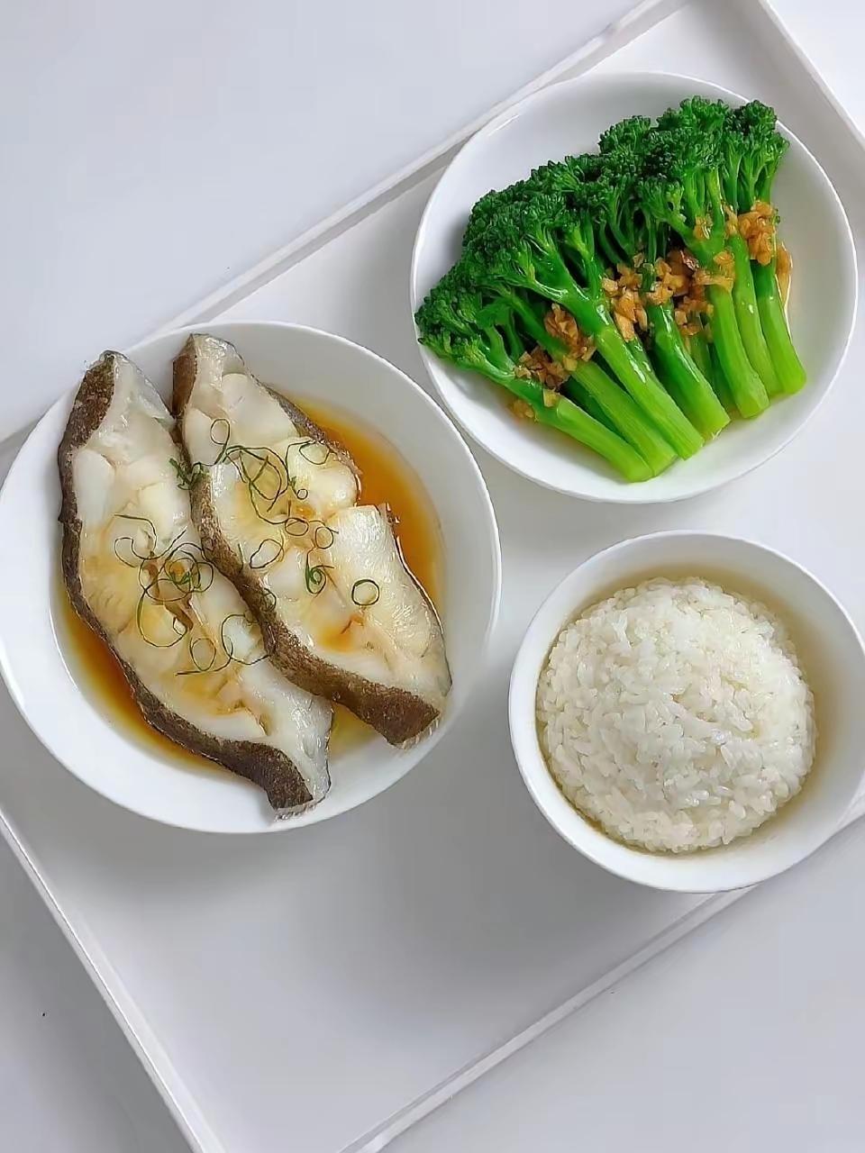 今日午餐，巴适