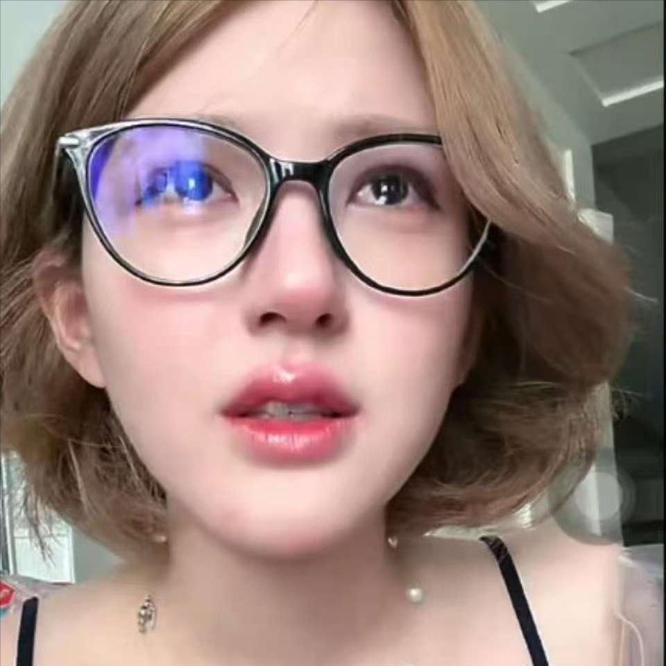 明明是先约好，却在活动开始前变卦。到达韩国参加直播赵露思，受到阻拦后只能无功而