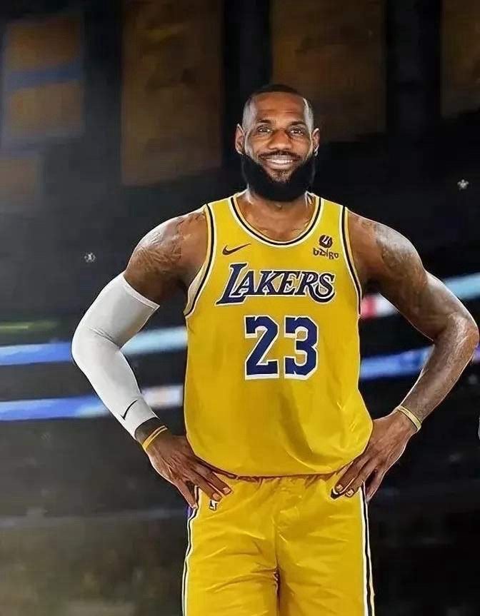 不喜欢詹姆斯的人欣喜若狂：哈哈，全明星赛场再也不用见到你的身影！据ESPN预测，