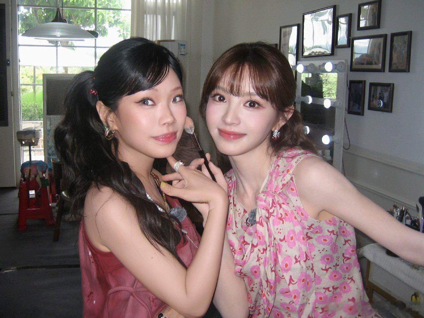 #田曦薇##田曦薇忙忙碌碌寻宝藏##田曦薇直播#VV，宝藏2收官快乐！我们宝藏3见！#田曦薇万妮达合