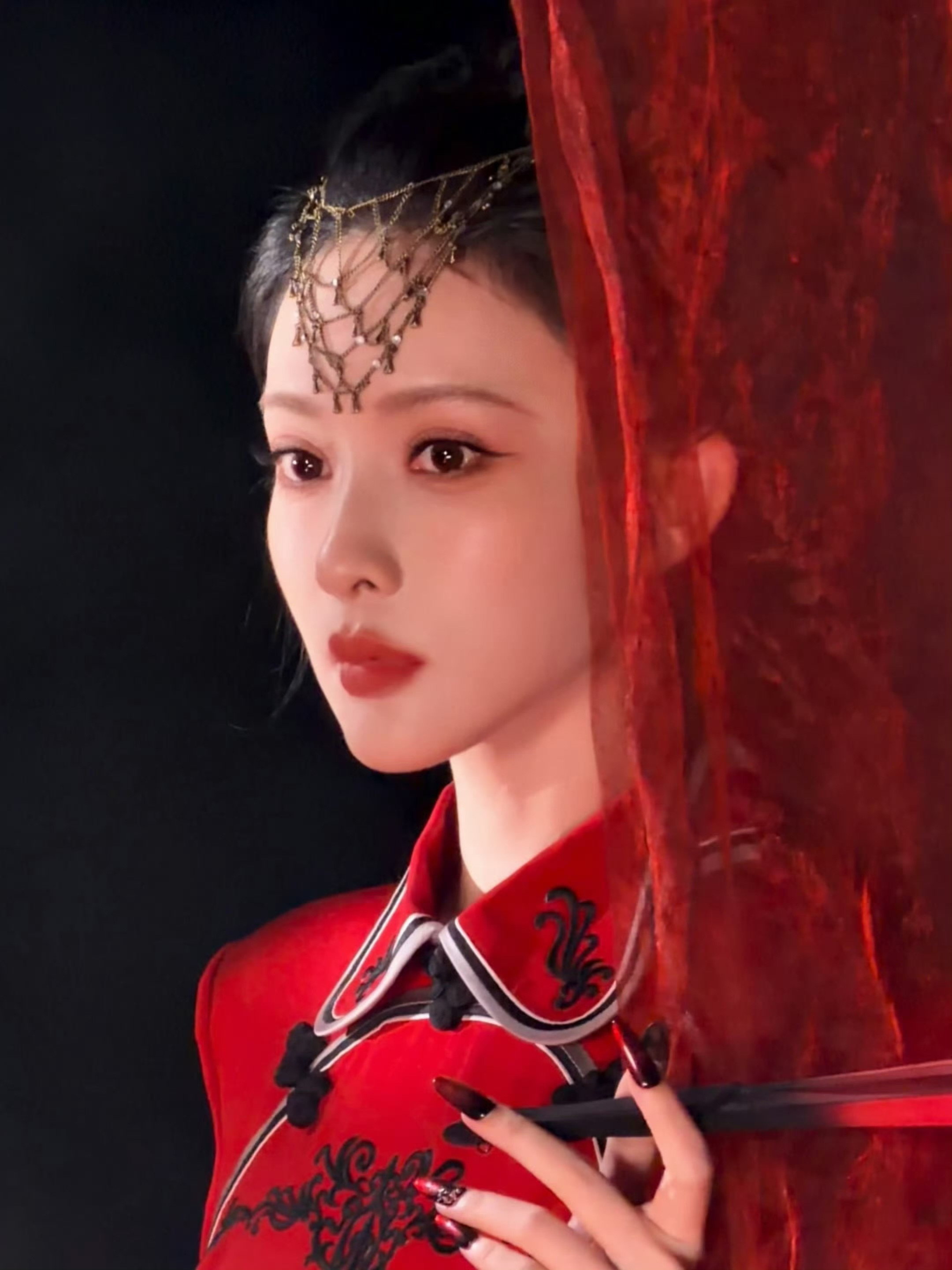 孟子义确实不适合演将门毒后女主沈娇娇，太过艳丽，眼神已没有少女的纯真，只有无尽的