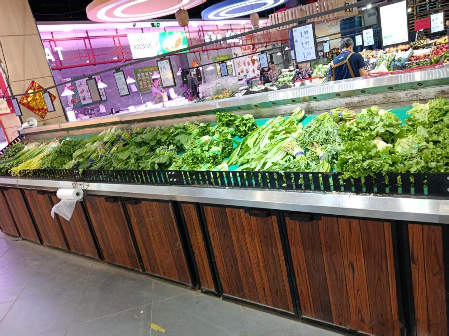 看见绿油油的青菜就想买，但感觉这种绿叶菜的做法挺少的，也都不怎么爱吃，还是爱吃肉