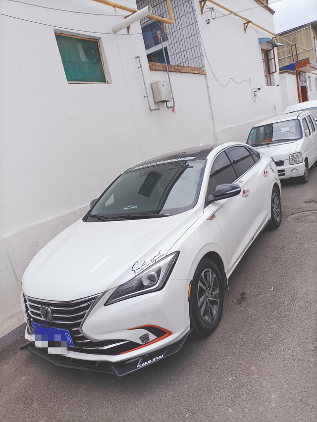 秀！锈！锈！长安逸动开启领锈人生！做为一名多年的长安车主，万万没想到会以这样一