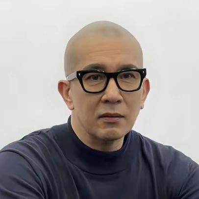 了无牵挂！具俊晔把大S遗产全留给孩子，雕像揭幕就回韩国，这才是成年人最体面的